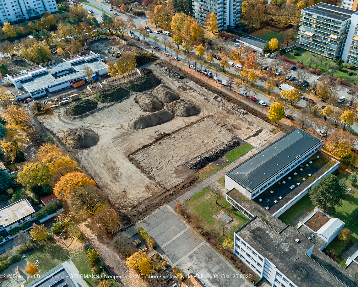 25.10.2020 - Grundschule am Karl-Marx-Ring in Neuperlach